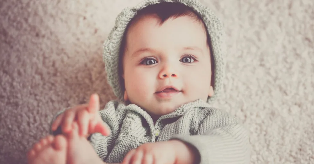 découvrez comment la couleur des yeux de votre bébé est héritée génétiquement et quels facteurs influencent cette apparition unique.