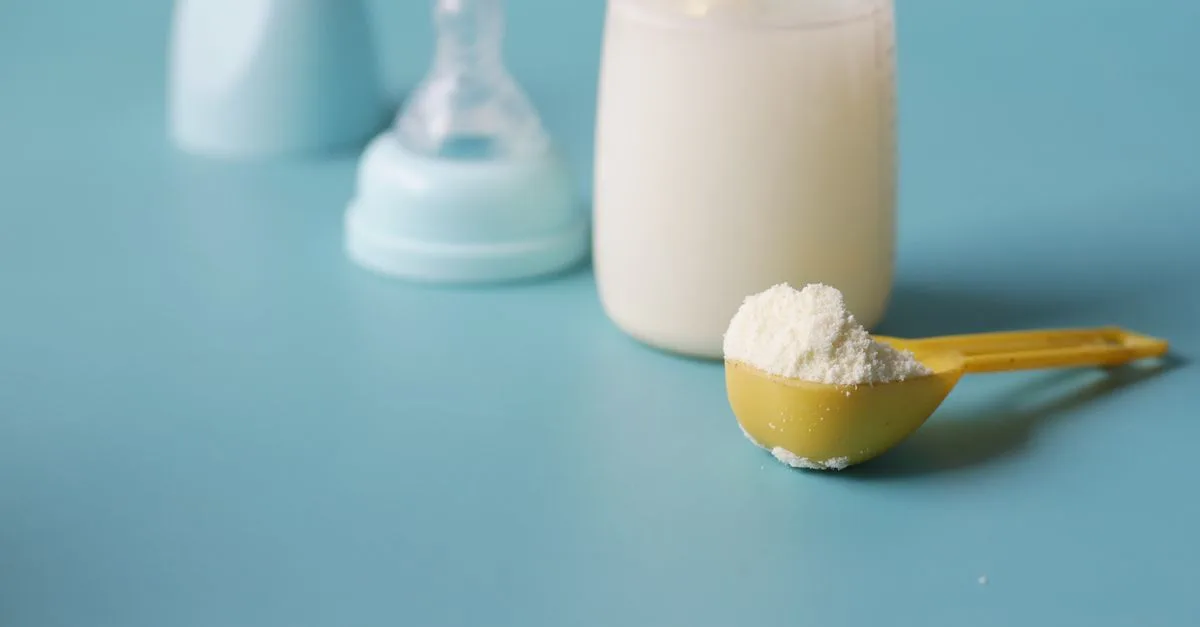 découvrez nos conseils et recettes saines pour préparer une alimentation équilibrée et adaptée à votre bébé.
