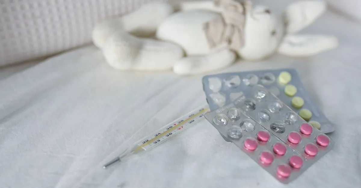 découvrez comment prendre la température de votre bébé de manière précise et sécurisée, avec des conseils pratiques pour surveiller sa santé au quotidien.