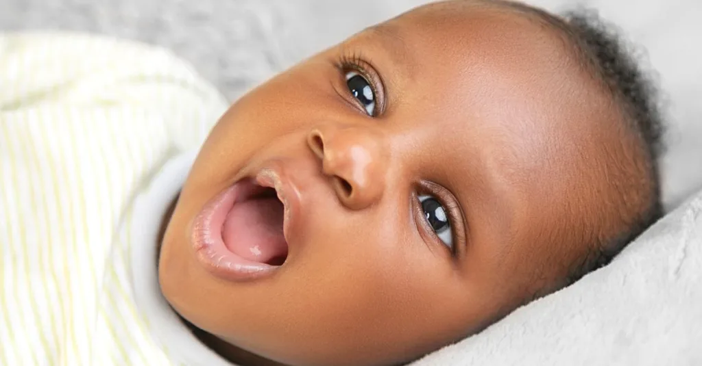 conseils sûrs et efficaces pour enlever délicatement les crottes de nez sèches chez le bébé, garantissant confort et sécurité.