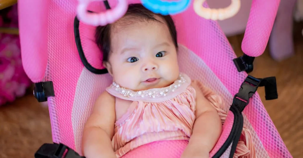 découvrez tout ce qu'il faut savoir sur le hoquet chez le bébé : causes, conseils pour apaiser et quand consulter un médecin.