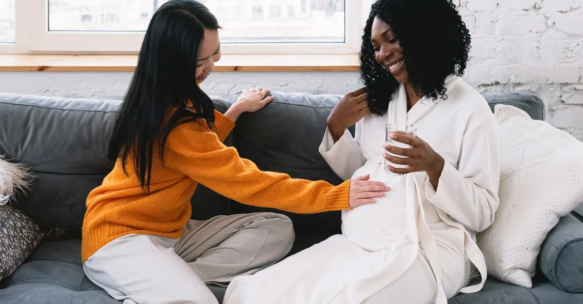 découvrez les recommandations sur la consommation de cervelas pendant la grossesse, les précautions à prendre pour assurer la sécurité alimentaire de la future maman et du bébé.