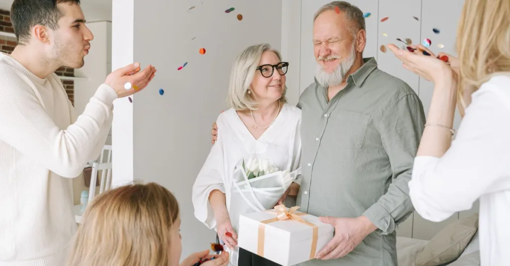félicitations aux grands-parents pour ce moment spécial rempli d'amour et de bonheur familial.