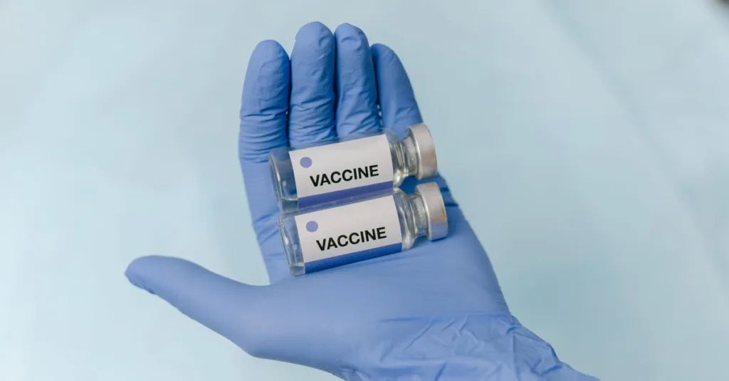 découvrez tout ce qu'il faut savoir sur la vaccination : importance, types de vaccins, calendrier vaccinal et conseils pour protéger votre santé et celle de vos proches.